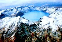 长白山：单一盈利模式下的“变脸” 上市首日遭爆炒